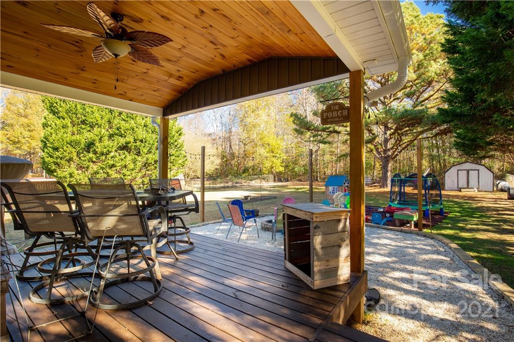 1034 Hay Row Road Clover, SC 29710 - Photo 5 of 26 Gallery Image 5