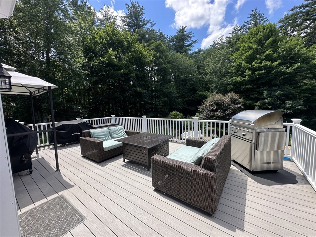 220 Newtown Road Acton, MA 01720 - Photo 4 of 42