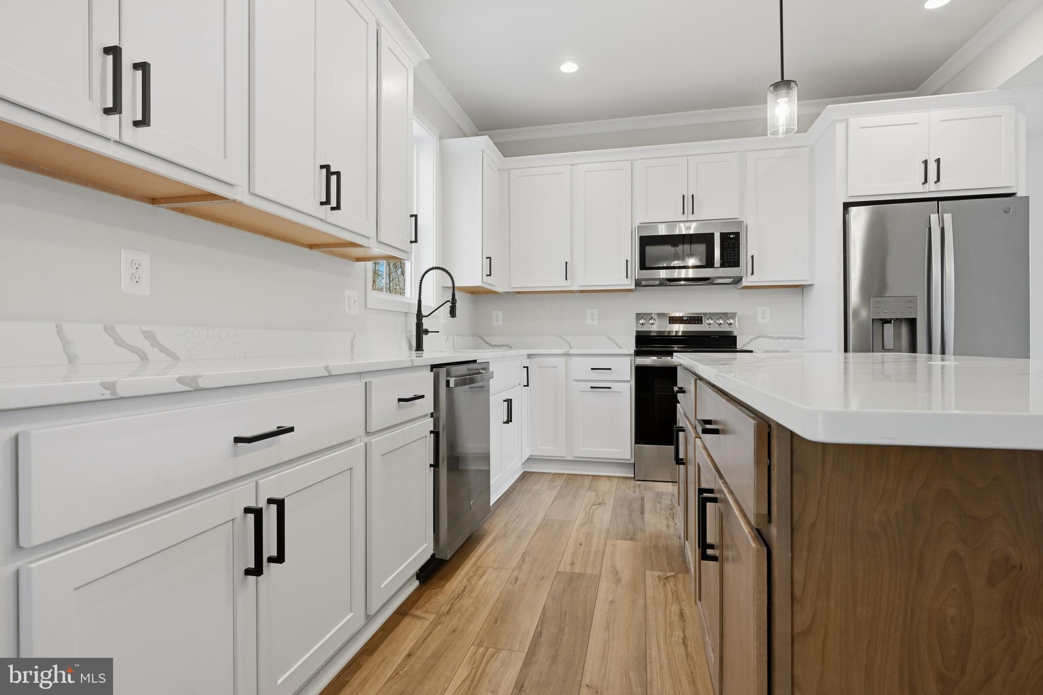 3583 Edgemont Street Edgewater, MD 21037 - Photo 13 of 51 Kitchen