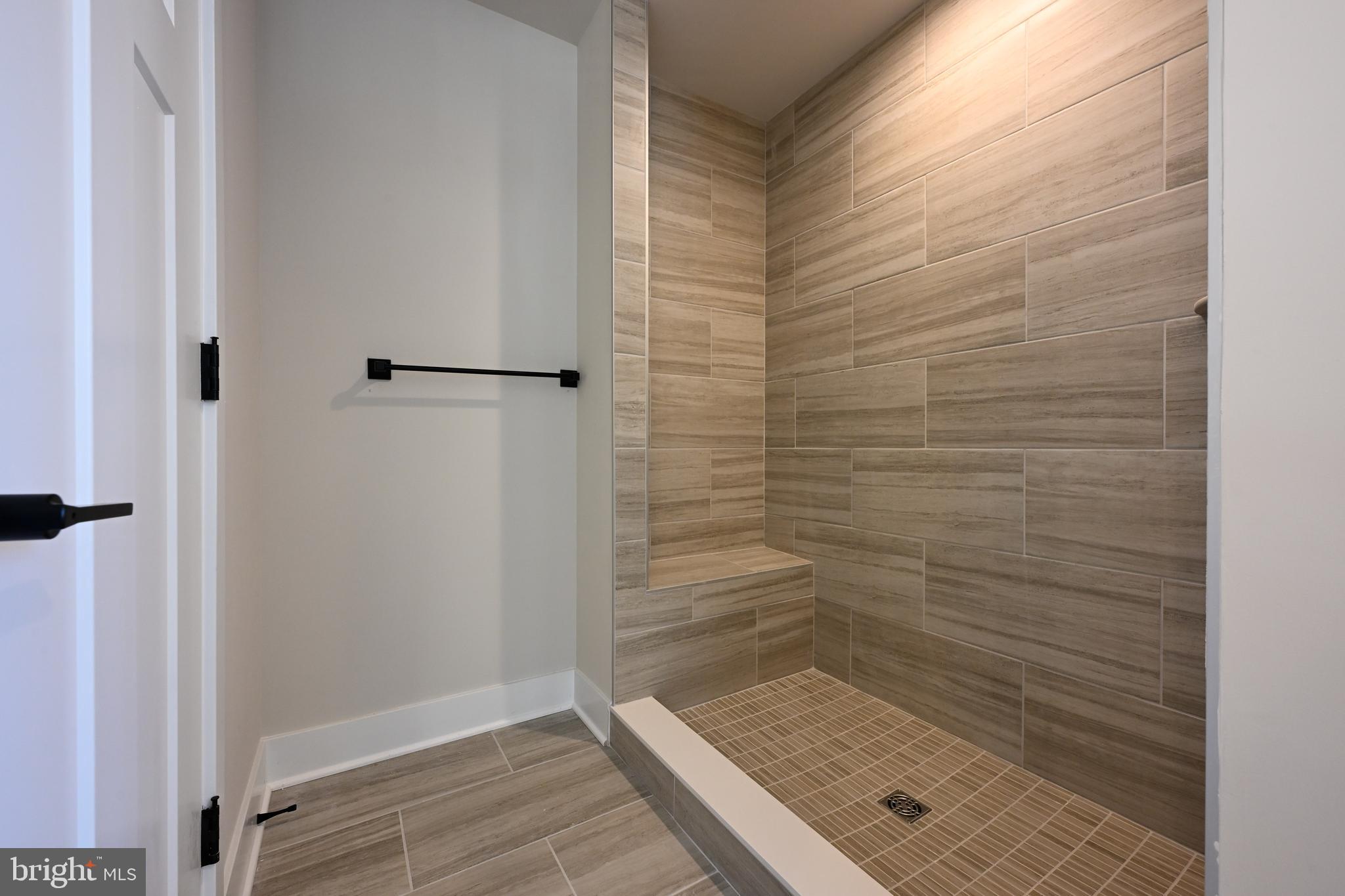 3583 Edgemont Street Edgewater, MD 21037 - Photo 26 of 51 Primary Bathroom