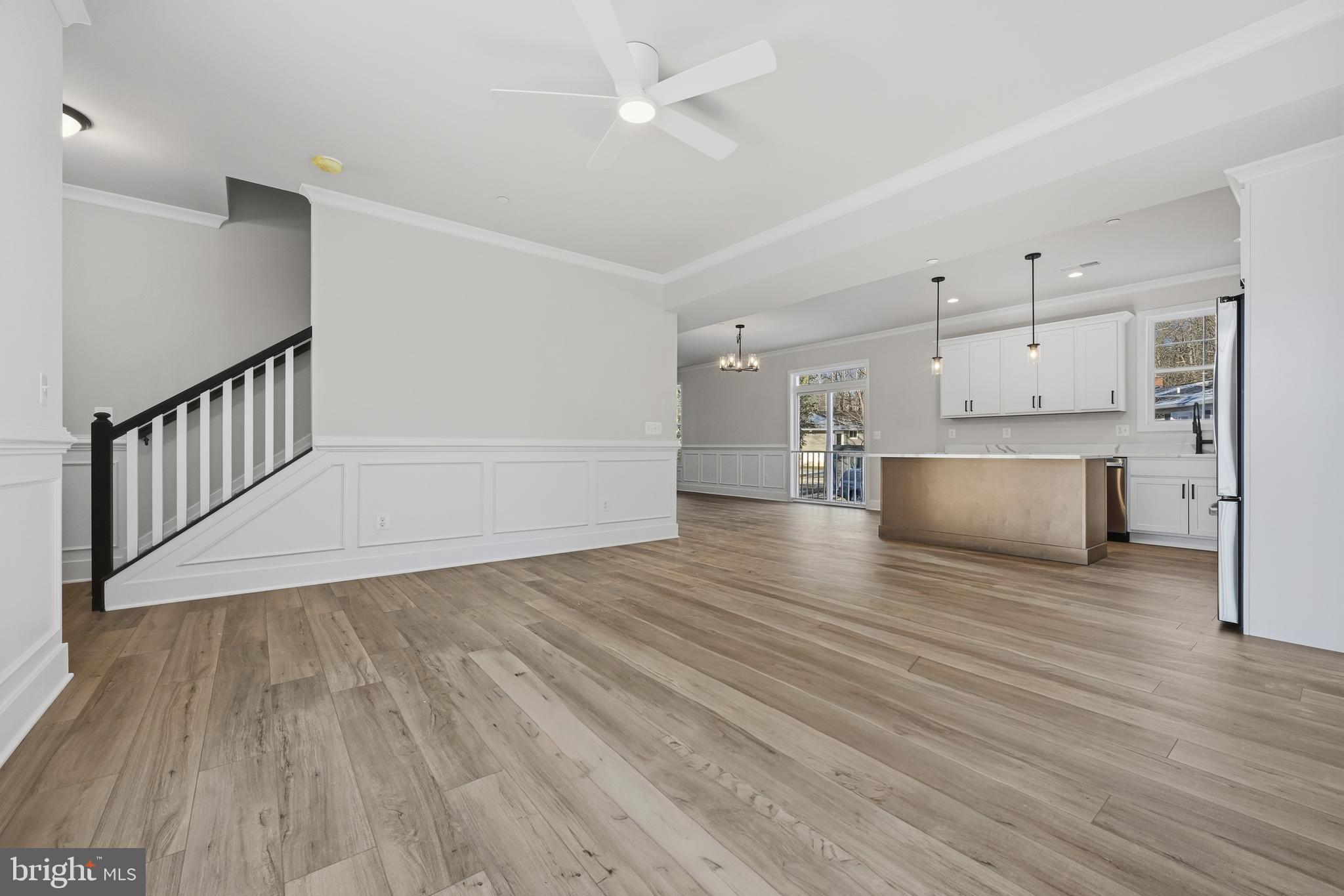 3583 Edgemont Street Edgewater, MD 21037 - Photo 3 of 51 Living Room/Sitting Room