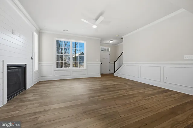 $729,900 | 3583 Edgemont Street, Edgewater, MD 21037