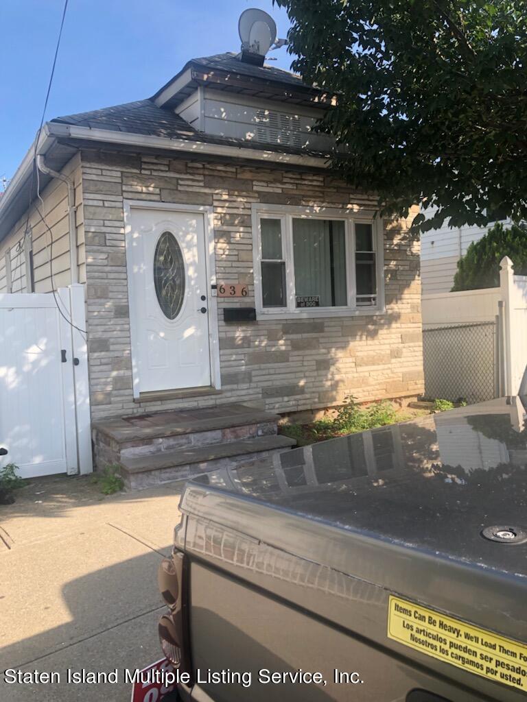 636 Richmond Road Staten Island, NY 10304 - Photo 2 of 13 front