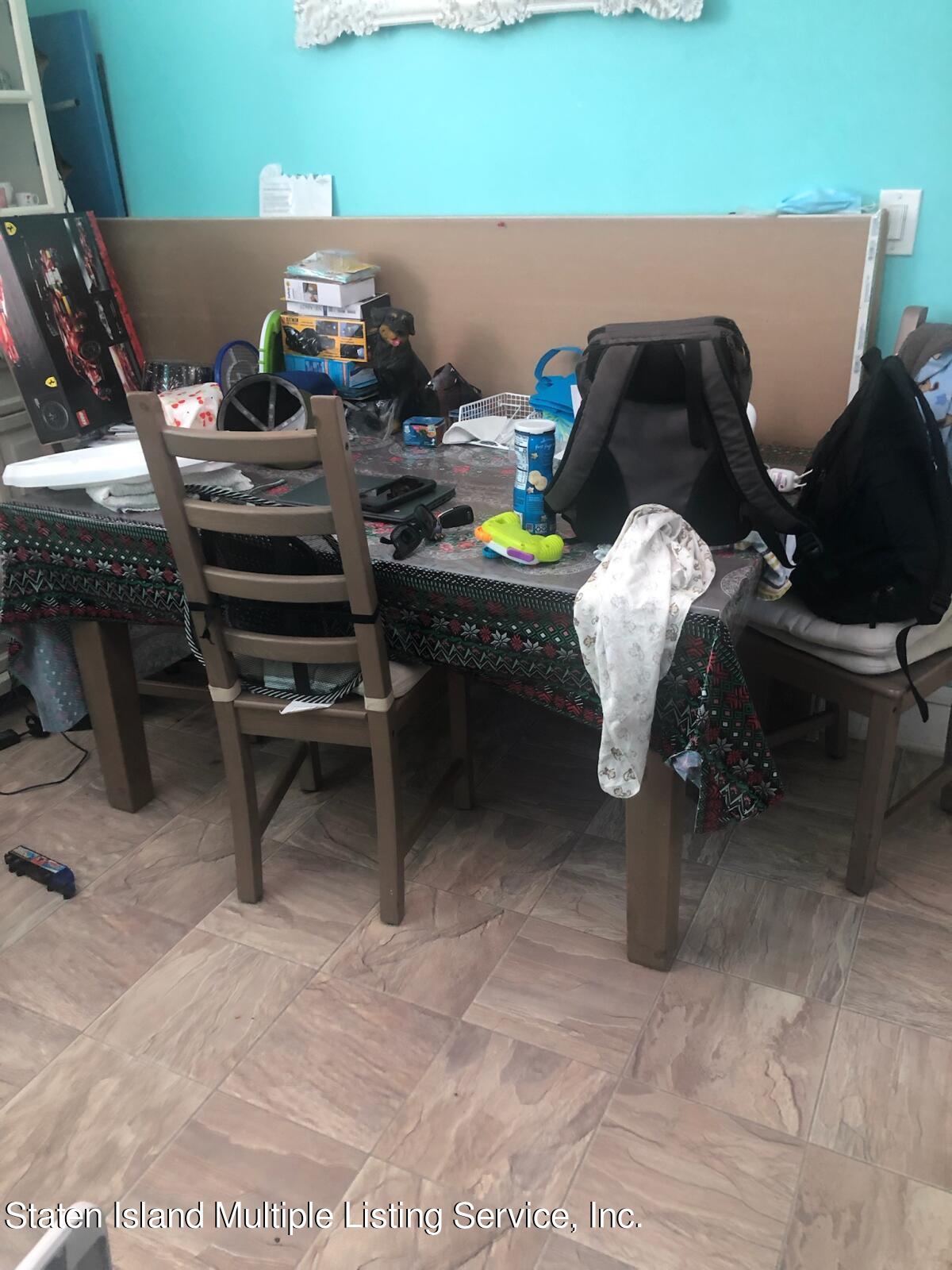 636 Richmond Road Staten Island, NY 10304 - Photo 6 of 13 Dinning room