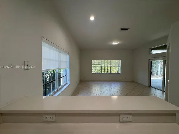 $5,600 | 4273 Fox Ridge Drive, Weston, FL 33331