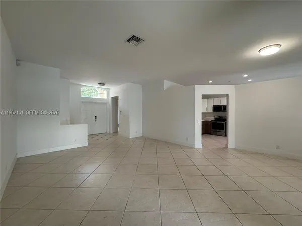 $5,600 | 4273 Fox Ridge Drive, Weston, FL 33331