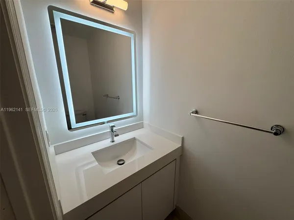 $5,600 | 4273 Fox Ridge Drive, Weston, FL 33331