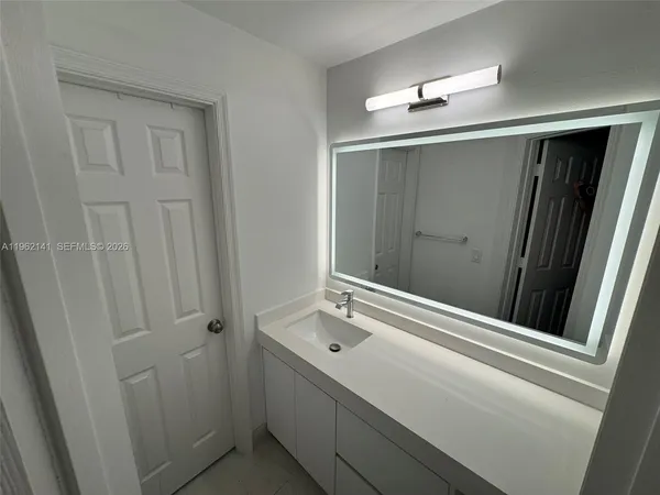 $5,600 | 4273 Fox Ridge Drive, Weston, FL 33331