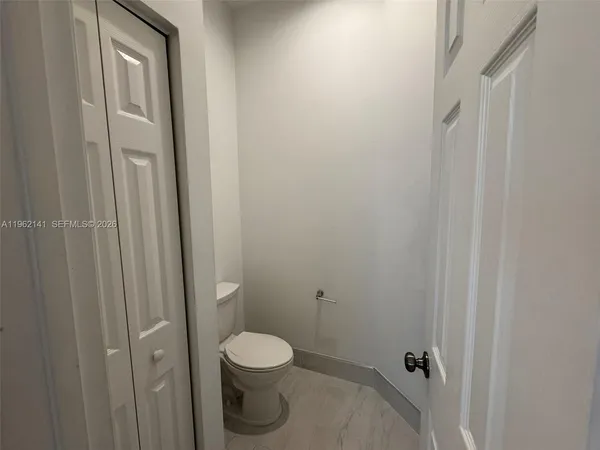 $5,600 | 4273 Fox Ridge Drive, Weston, FL 33331