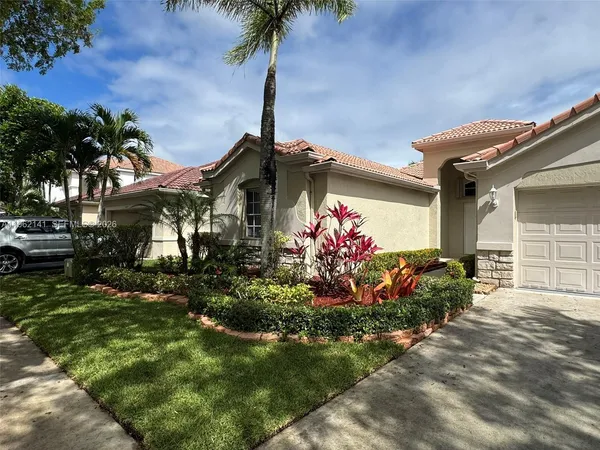 $5,600 | 4273 Fox Ridge Drive, Weston, FL 33331