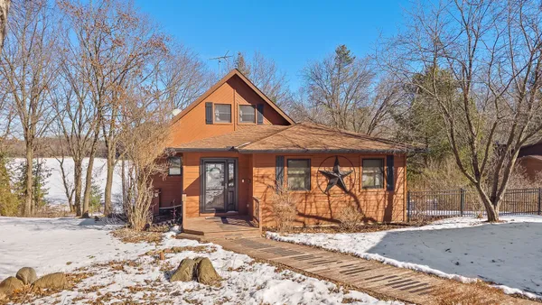 $625,000 | 214 South Fern Lane, Oxford, WI 53952