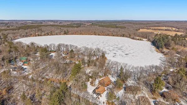 $625,000 | 214 South Fern Lane, Oxford, WI 53952