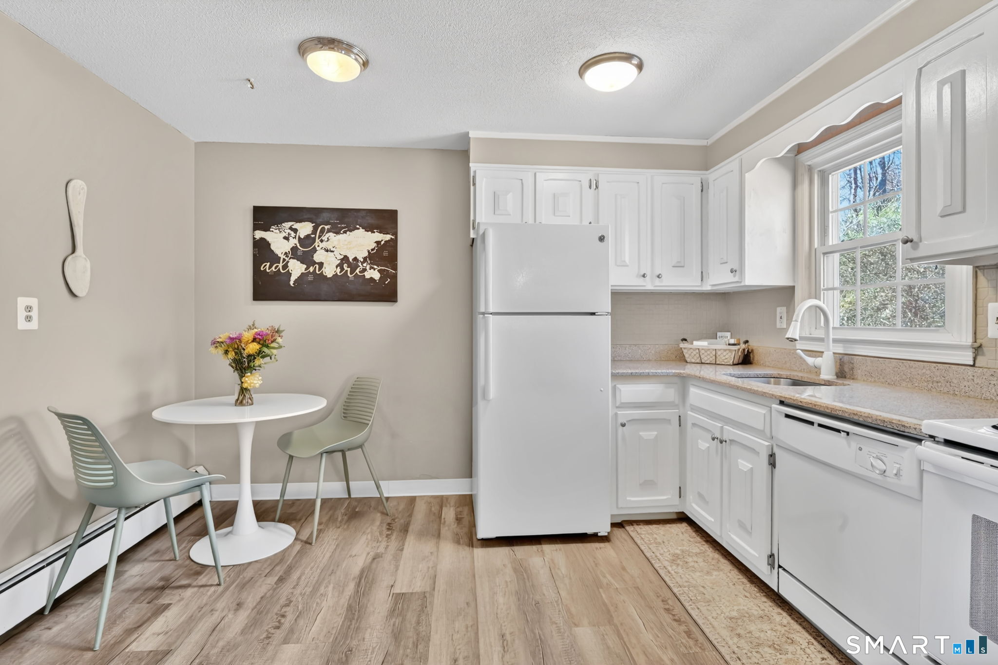 201 Regan Road, Unit 30B Vernon, CT 06066 - Photo 5 of 30