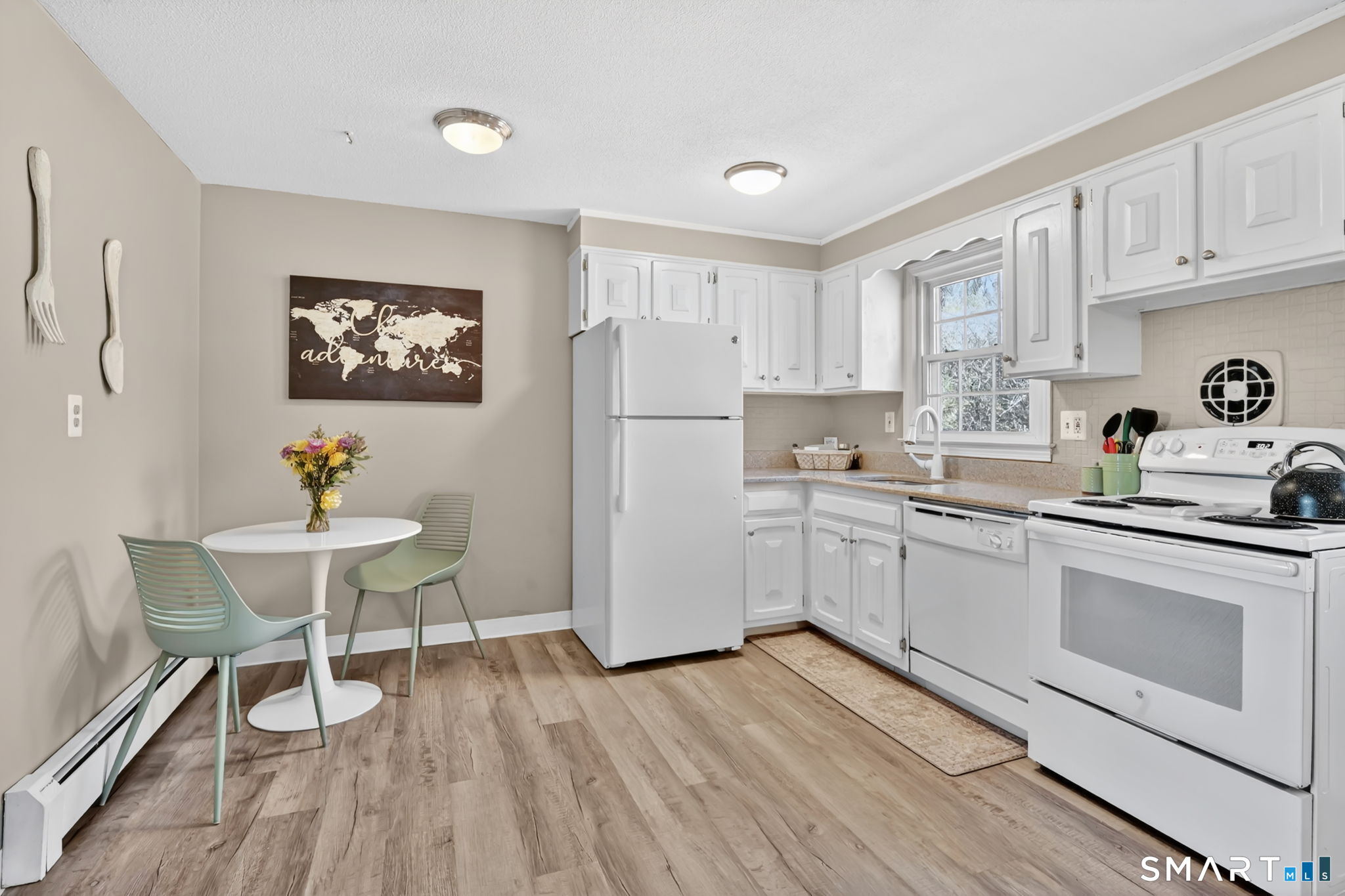 201 Regan Road, Unit 30B Vernon, CT 06066 - Photo 6 of 30