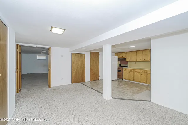 $738,500 | 156 Figurea Avenue | Eltingville