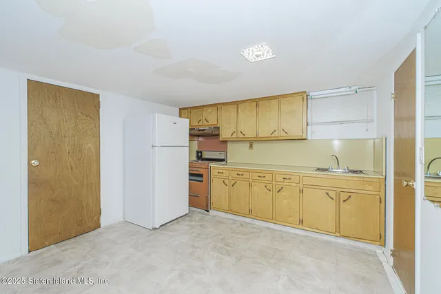 $738,500 | 156 Figurea Avenue | Eltingville