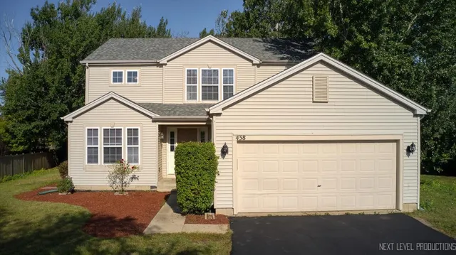 $450,000 | 438 West Meadow Mist Lane, Round Lake, IL 60073