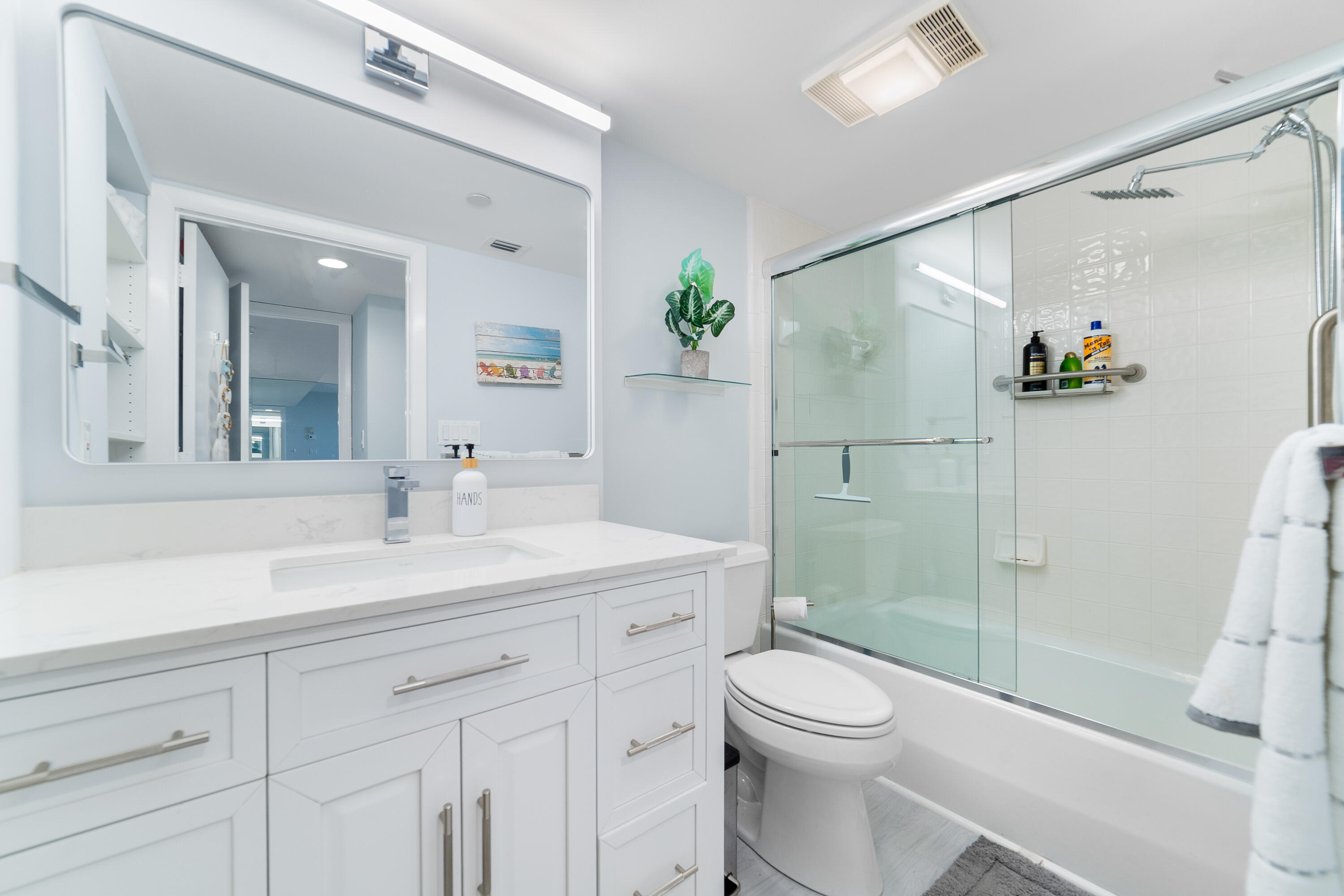 4101 North Ocean Boulevard, Unit 505 Boca Raton, FL 33431 - Photo 27 of 34 Bathroom 2