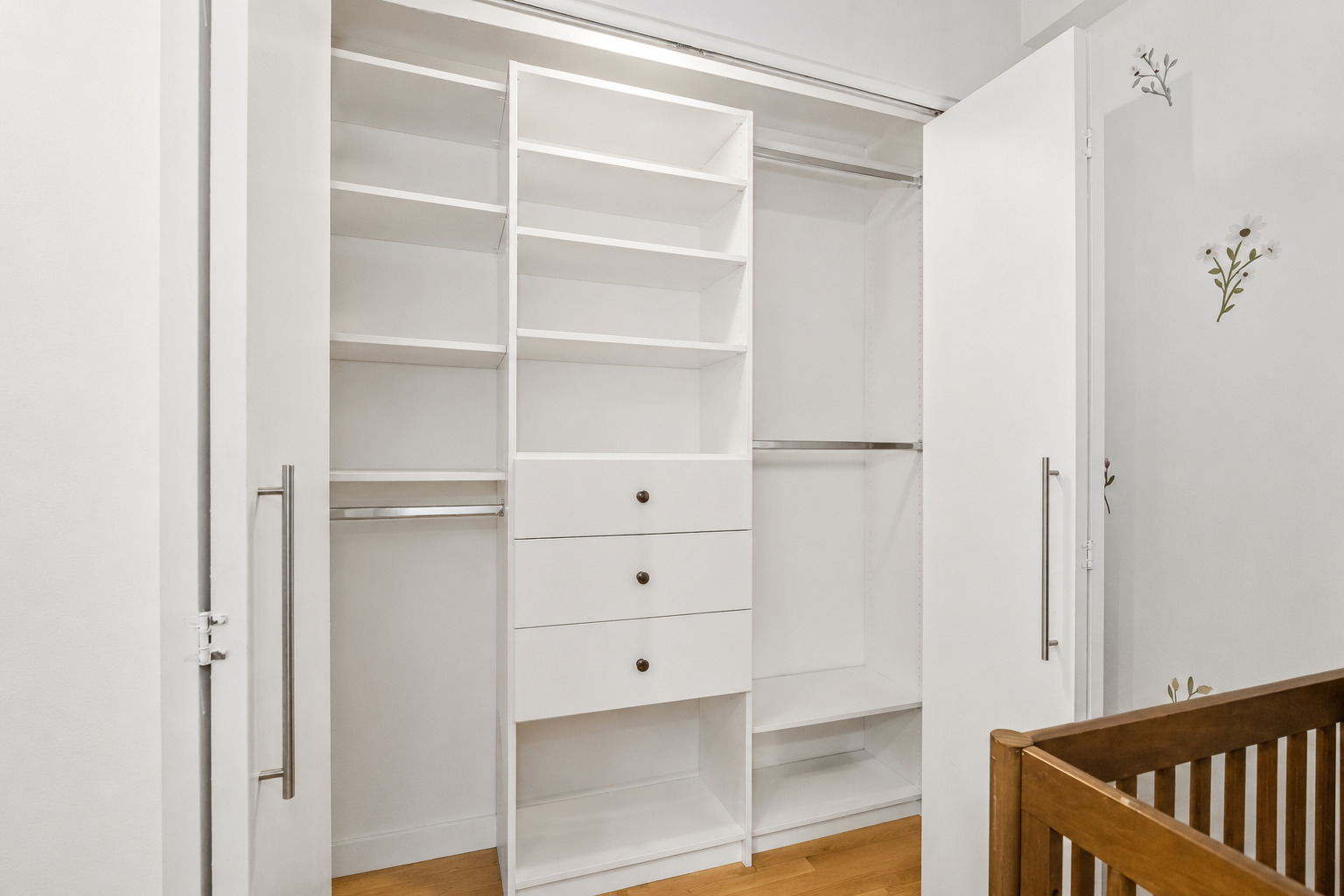 17 North Loomis Street, Unit 1J Chicago, IL 60607 - Photo 24 of 29