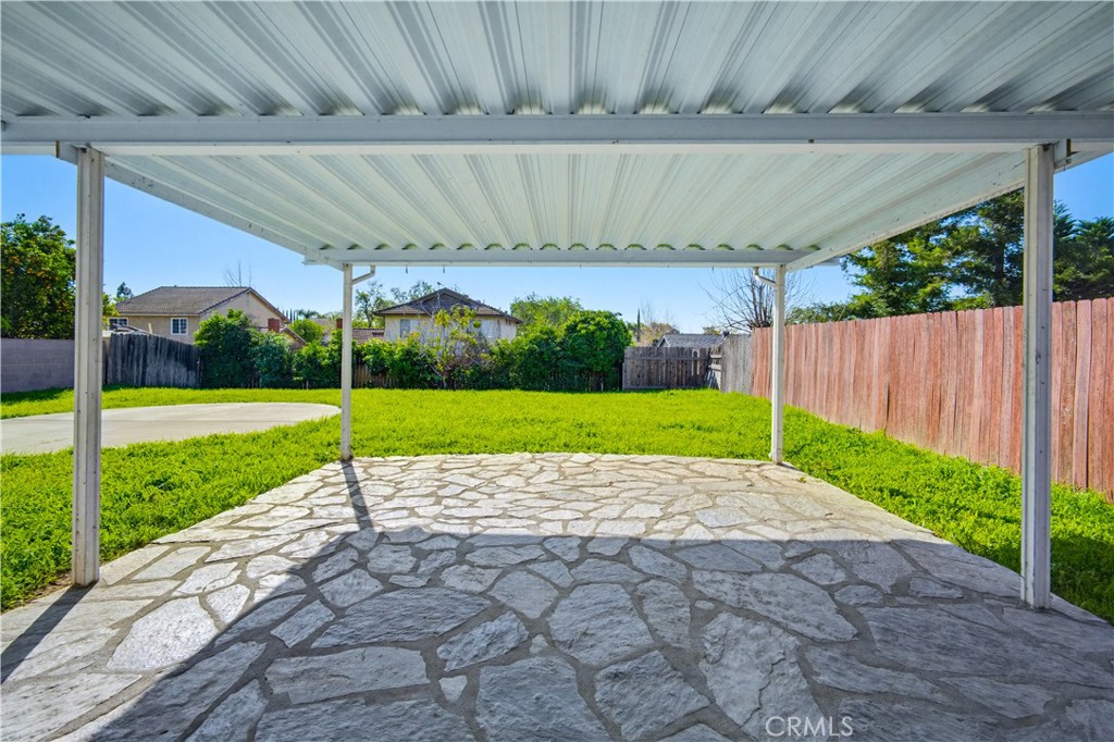 9805 Devon Street Rancho Cucamonga, CA 91730 - Photo 26 of 31 a view of a backyard with a garden