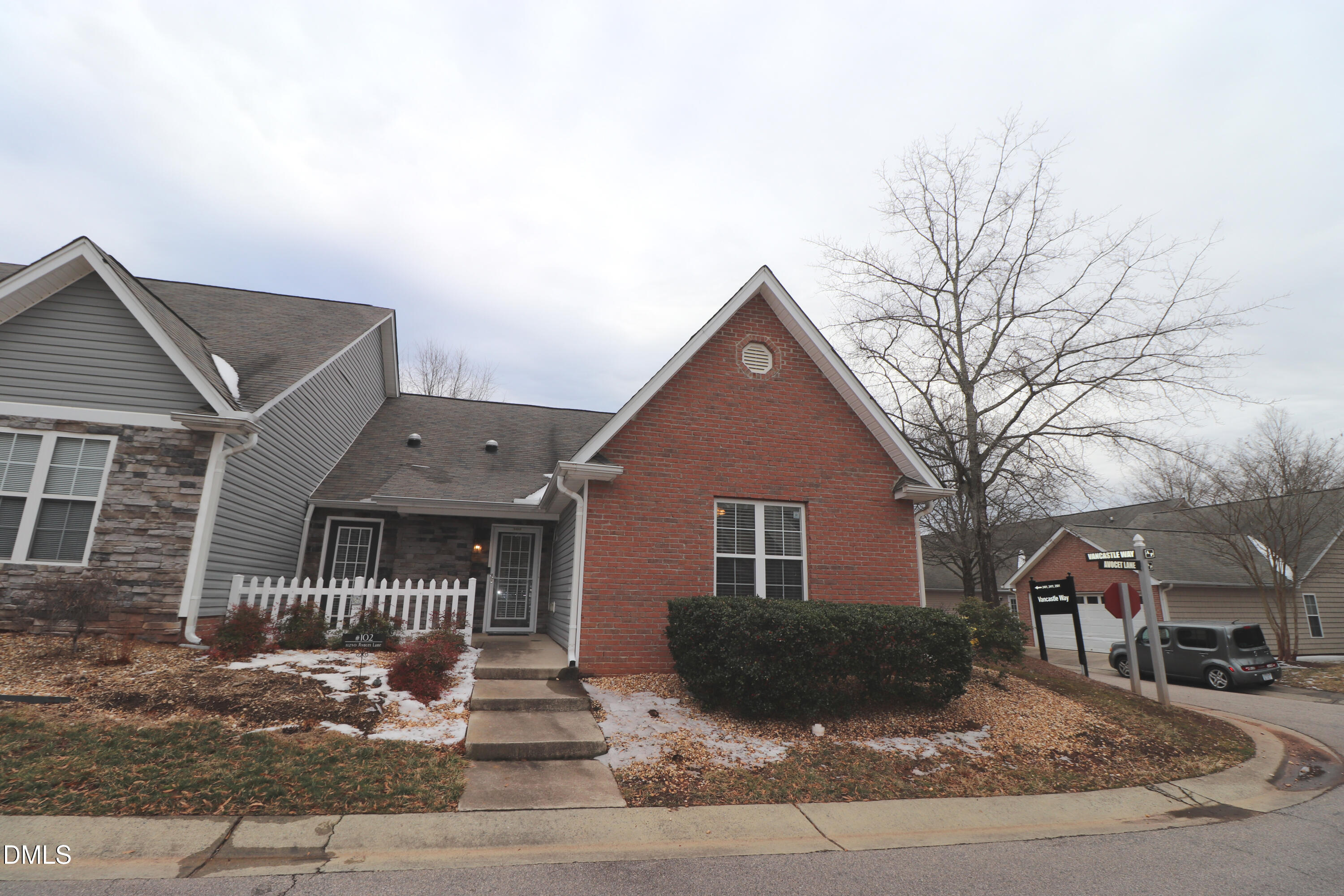 11230 Avocet Lane, Unit 102 Raleigh, NC 27617 - Photo 4 of 65 Corner lot