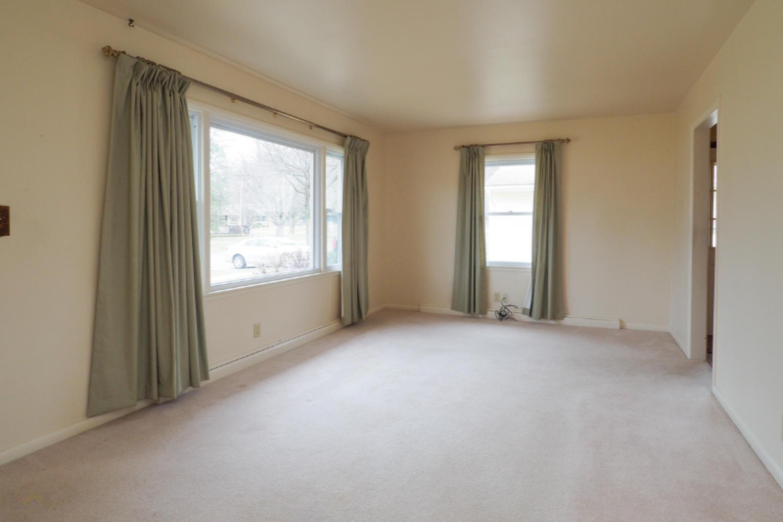 434 Ferguson Road Marshall, MI 49068 - Photo 3 of 20 434 Ferguson-103