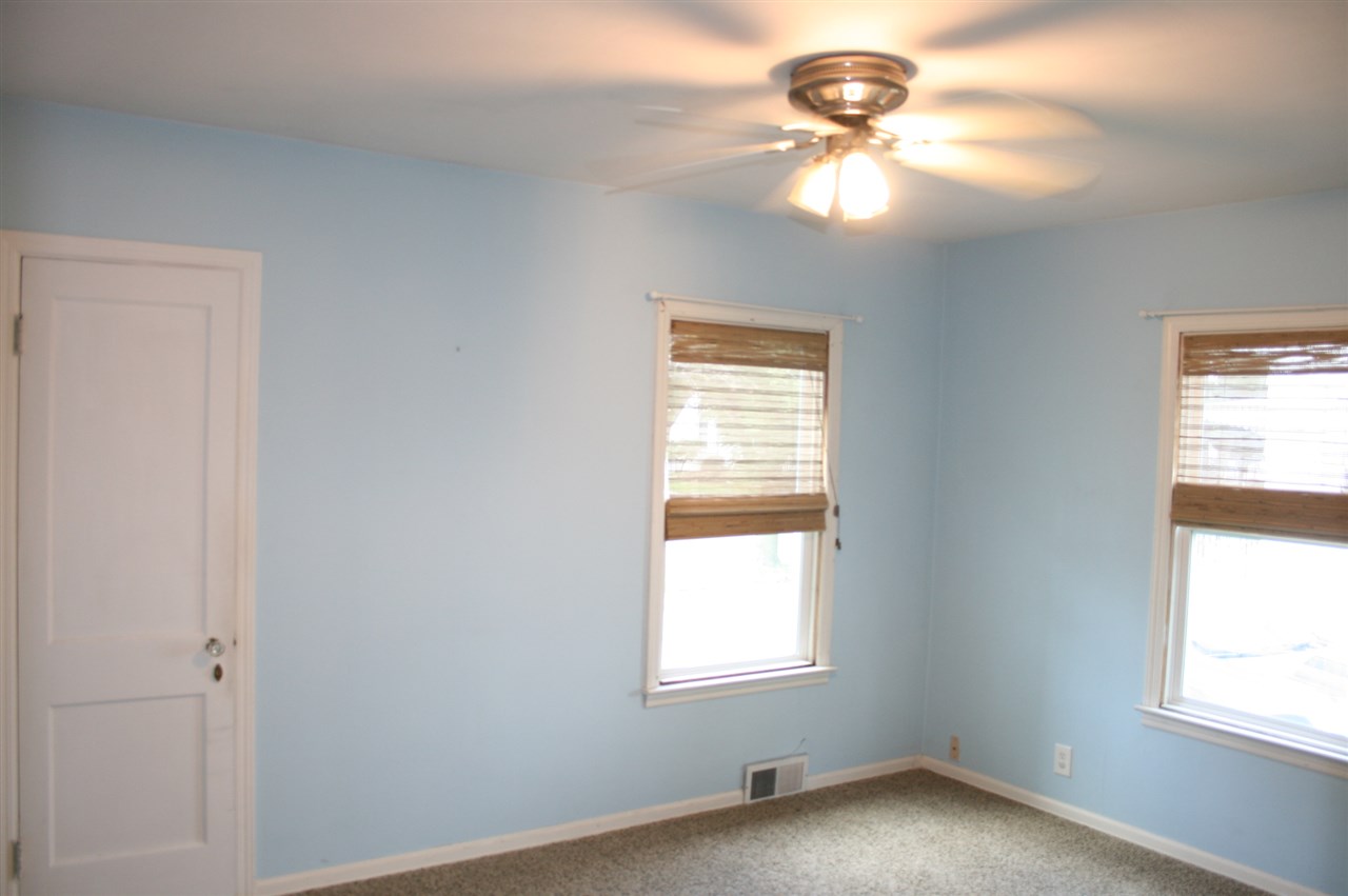 1002 Master Drive Decatur, IN 46733 - Photo 8 of 21