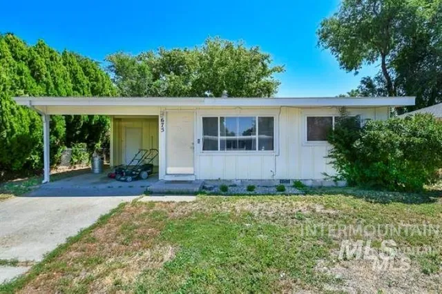 $190,000 | 675 South 13th E Street, Mountain Home, ID 83647