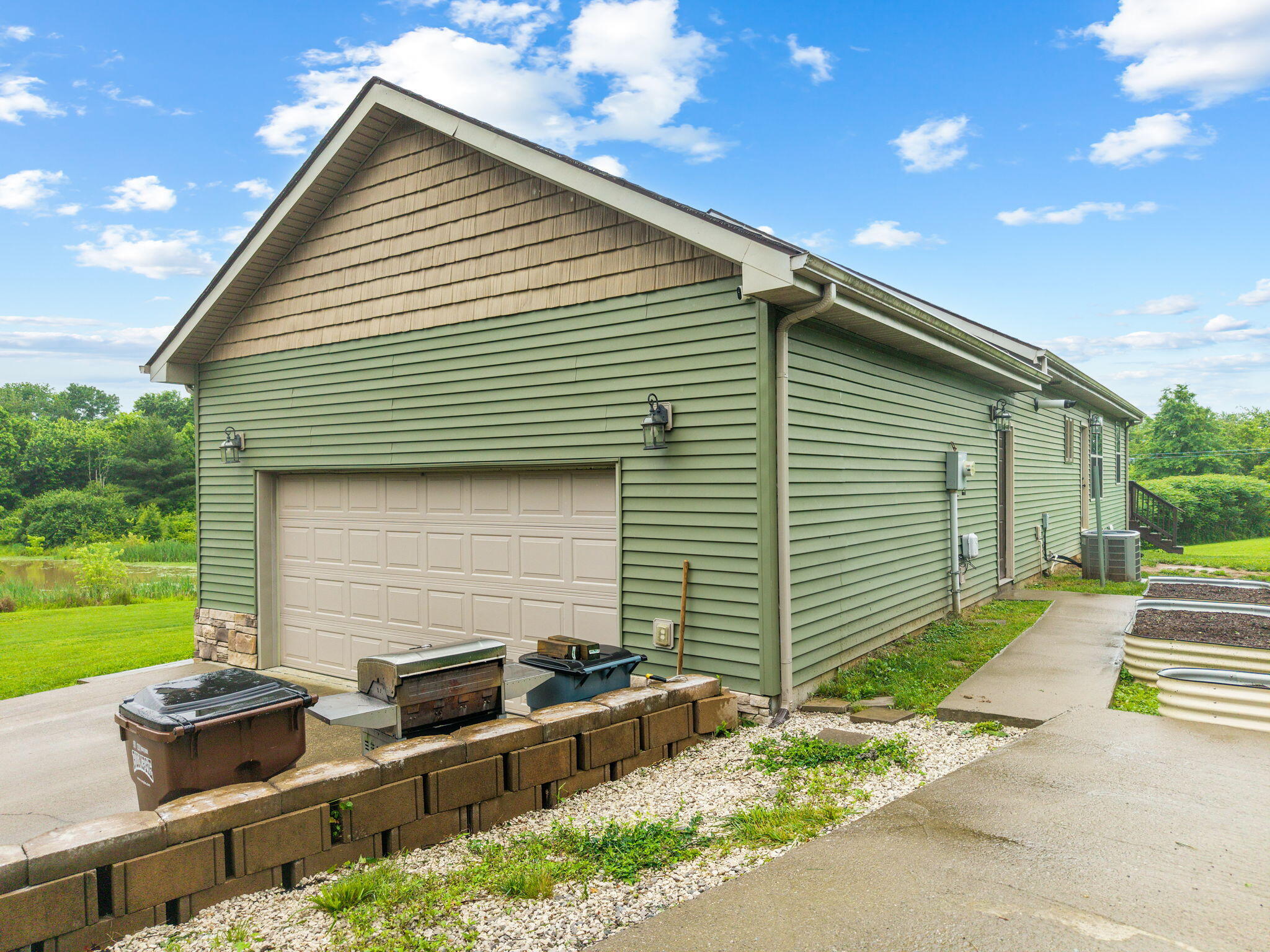 233 Schollsville Road Winchester, KY 40391 - Photo 47 of 67 15-web-or-mls-DJI_20260526110331_0037_D