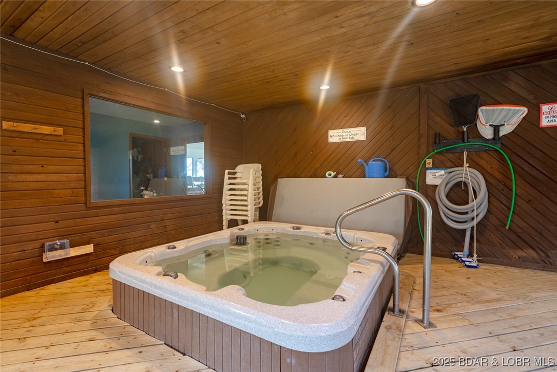 178 Lone Oak Point, Unit 4 Sunrise Beach, MO 65079 - Photo 26 of 39