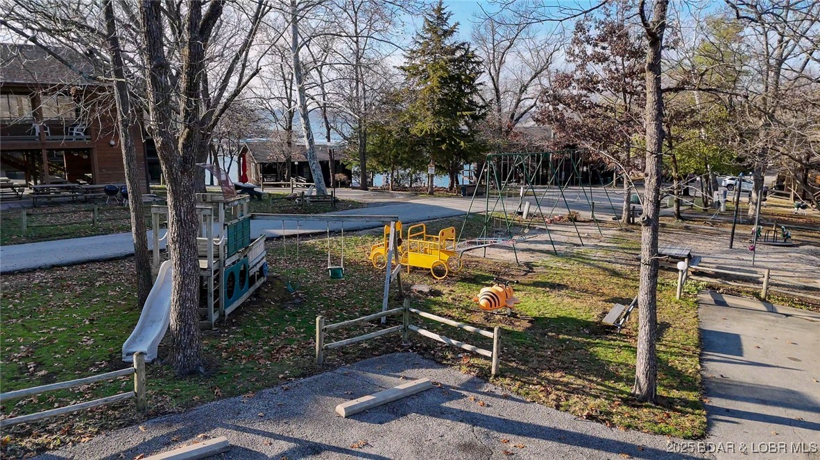 178 Lone Oak Point, Unit 4 Sunrise Beach, MO 65079 - Photo 27 of 39