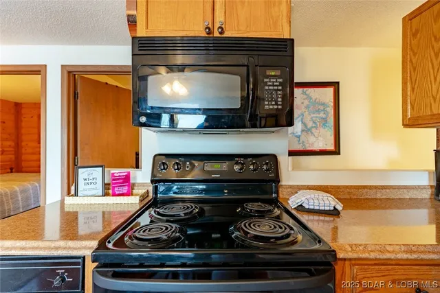 $180,000 | 178 Lone Oak Point, Unit 4, Sunrise Beach, MO 65079