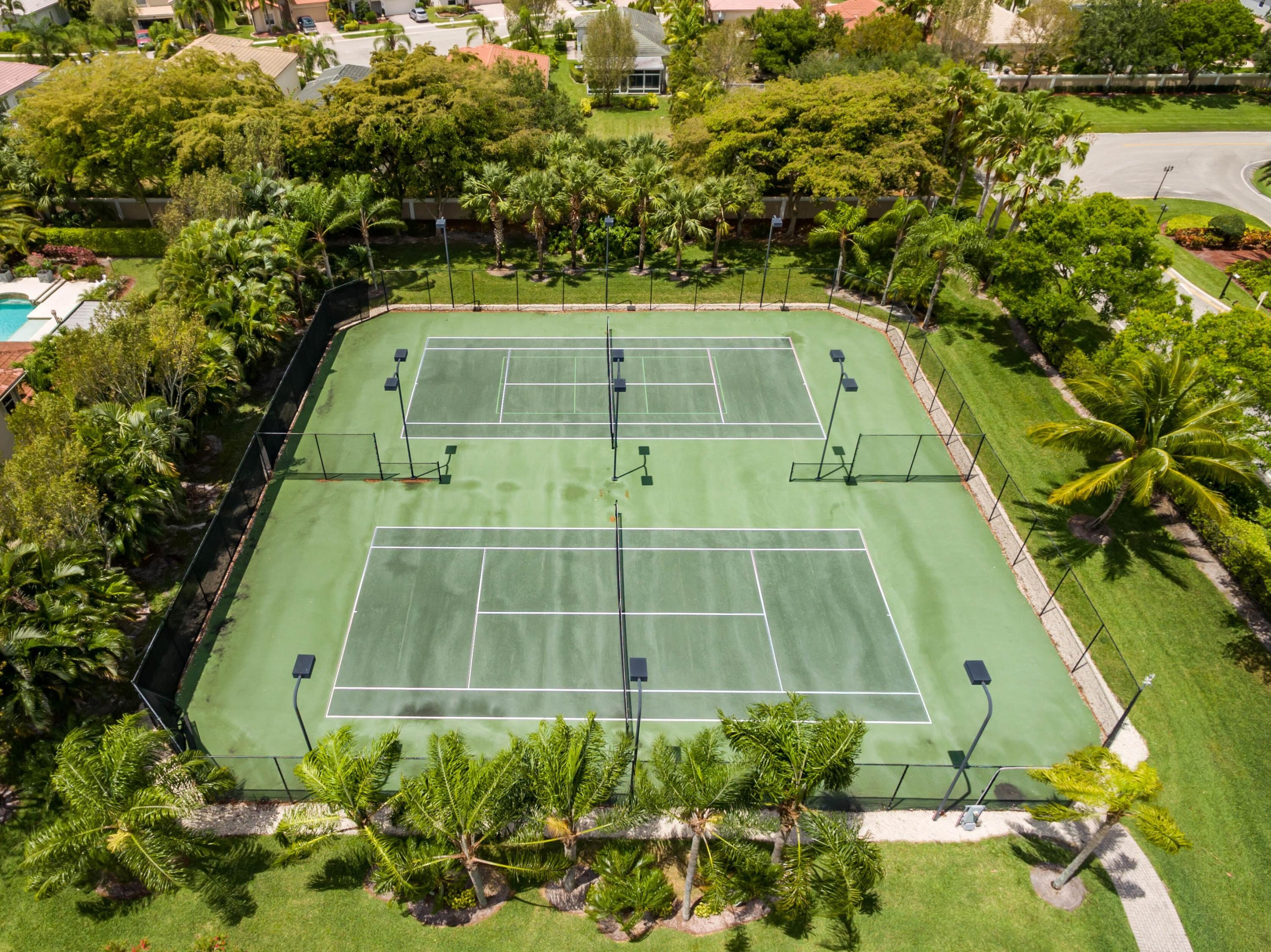 11201 Laurel Walk Road Wellington, FL 33449 - Photo 38 of 42 Tennis Courts