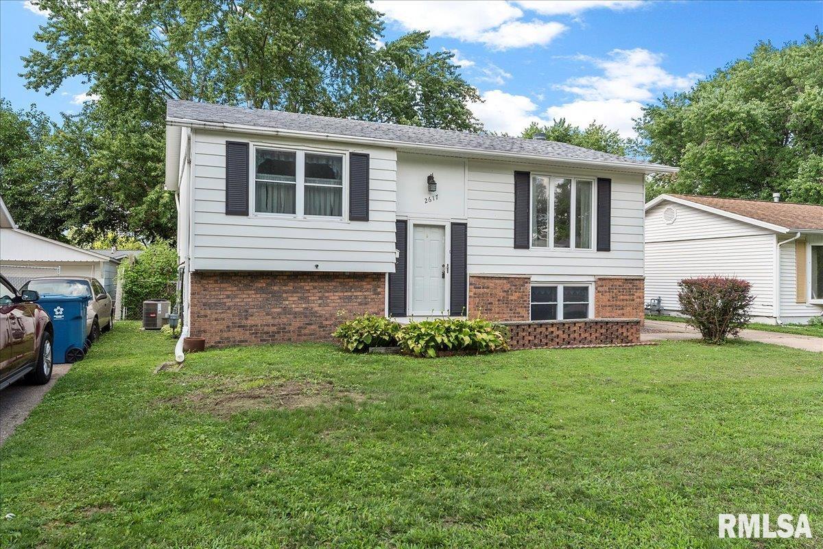 2617 East Griffiths Avenue Springfield, IL 62702 - Photo 3 of 33