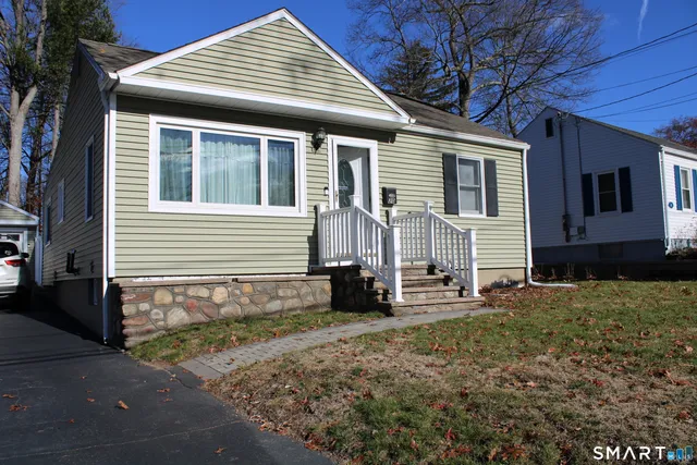 $299,900 | 20 Westchester Drive, Bristol, CT 06010