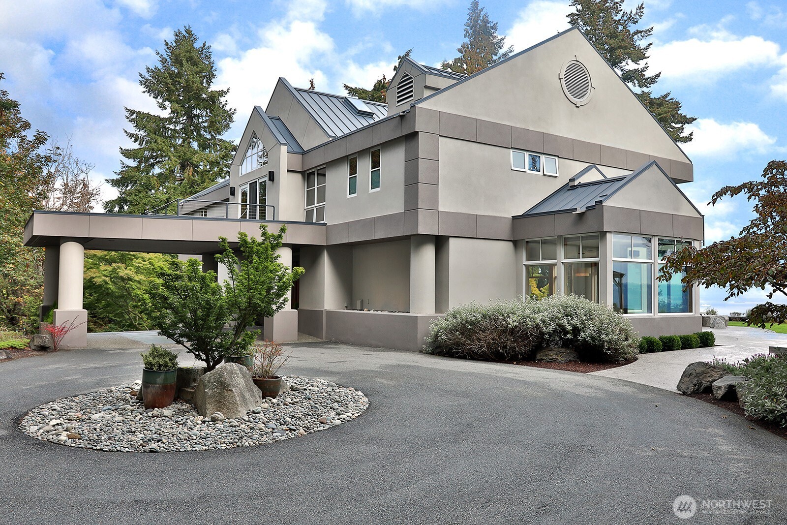 8045 Possession Road Clinton, WA 98236 - Photo 32 of 40