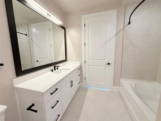 $4,830 | 3255 Carlisle Street, Unit 1407, Dallas, TX 75204