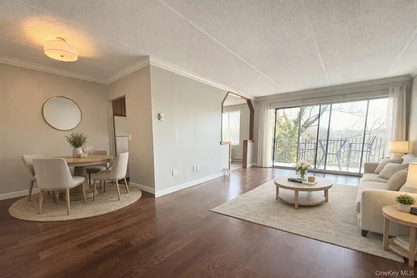 $2,750 | 128 Colonial Parkway, Unit 3B, Yonkers, NY 10710