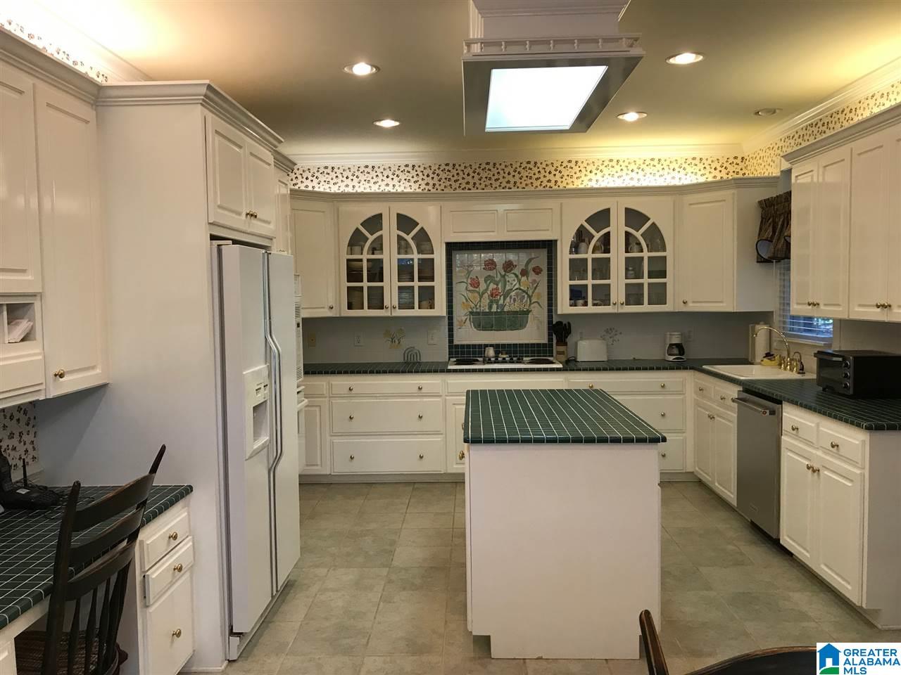 806 Nelson Road Oxford, AL 36203 - Photo 6 of 47
