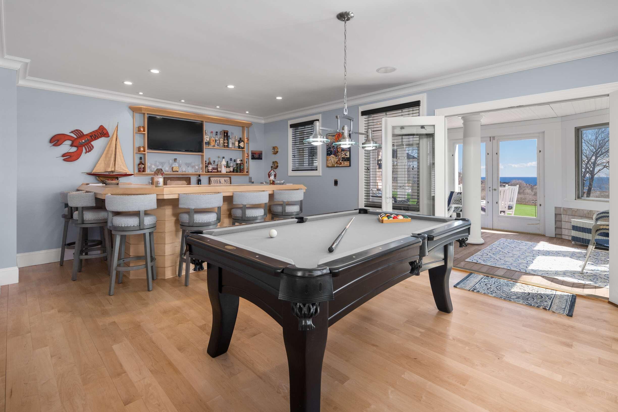1 Cove Road York, ME 03902 - Photo 18 of 53 Billiard/bar