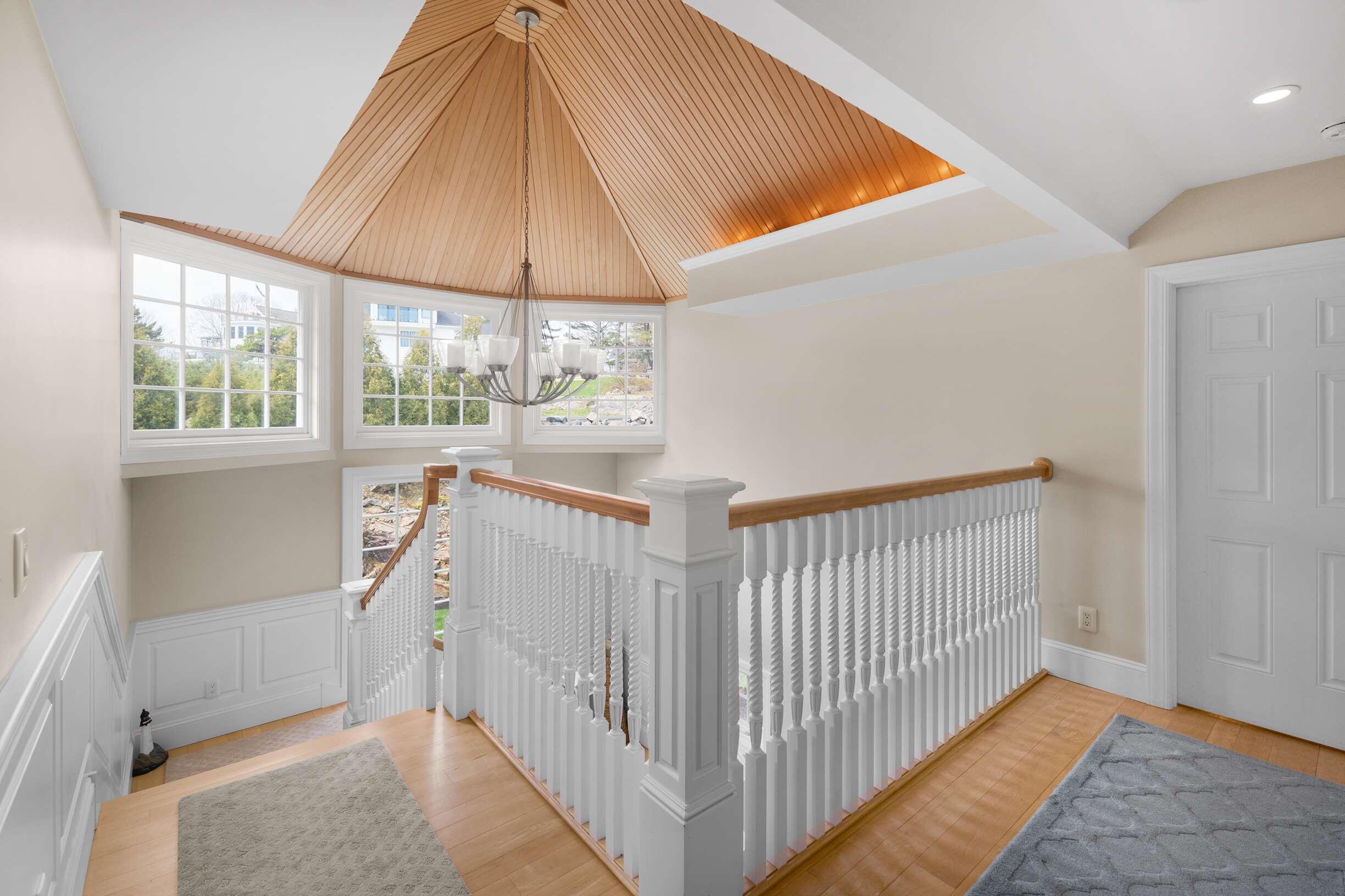 1 Cove Road York, ME 03902 - Photo 29 of 53 Second floor landing