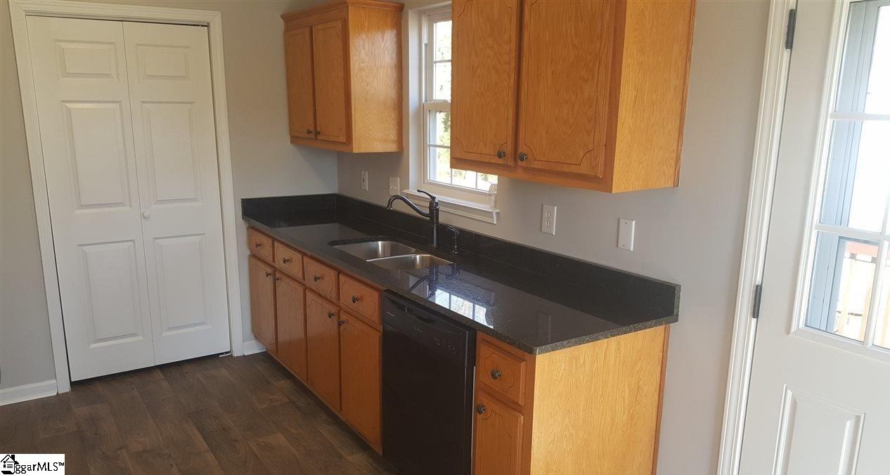 120 Shaw Street Fountain Inn, SC 29644 - Photo 8 of 21 Gallery Image 8