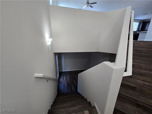 $2,300 | 1362 Reef Point Avenue, Henderson, NV 89074