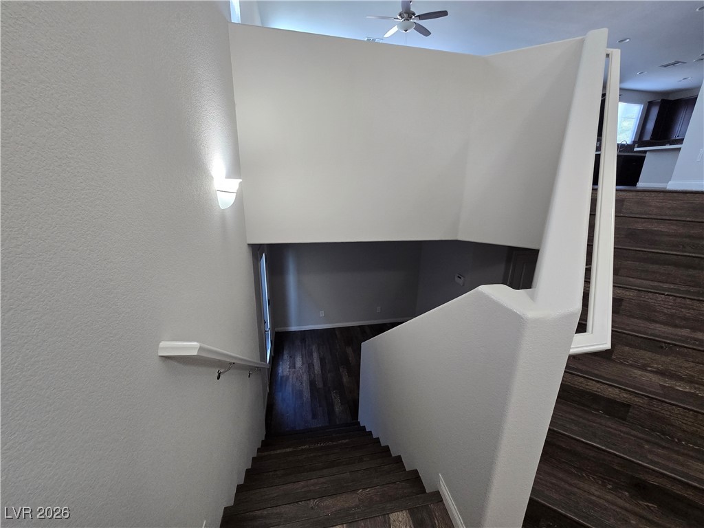 1362 Reef Point Avenue Henderson, NV 89074 - Photo 18 of 29 staiway