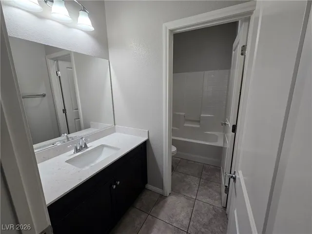 $2,300 | 1362 Reef Point Avenue, Henderson, NV 89074