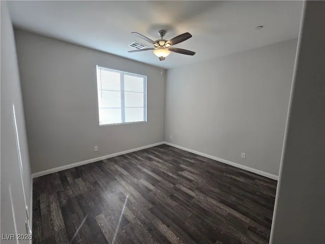 $2,300 | 1362 Reef Point Avenue, Henderson, NV 89074