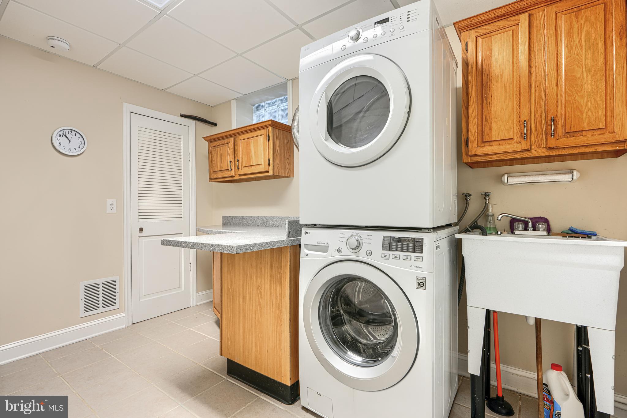 16104 Carroll Road Monkton, MD 21111 - Photo 40 of 95 laundry and tub