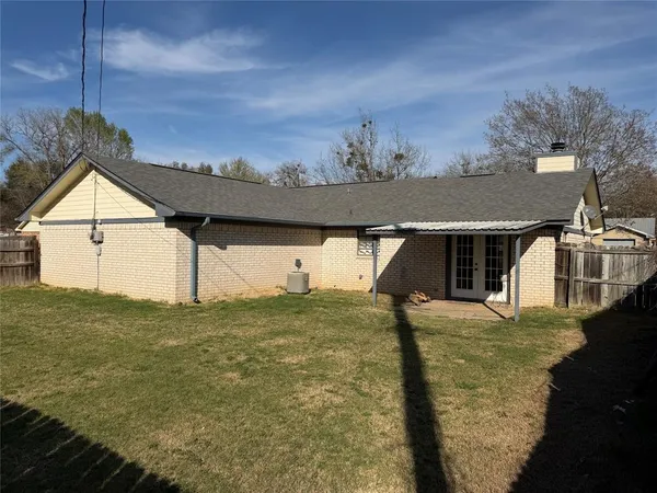 $1,900 | 1100 Meadow Drive, Athens, TX 75751