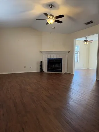 $1,900 | 1100 Meadow Drive, Athens, TX 75751