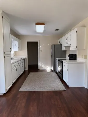 $1,900 | 1100 Meadow Drive, Athens, TX 75751